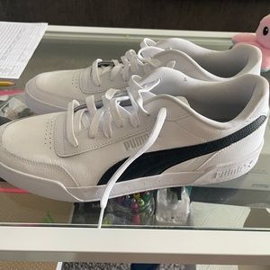 Puma Sneakers